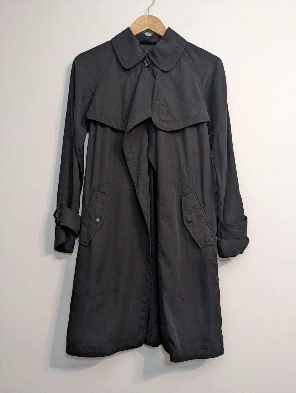 Babaton Lightweight Open Front Trench Coat | Black | XS